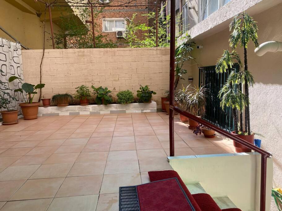 Dani Two Bedroom Home In Center Of Tirana Exteriör bild