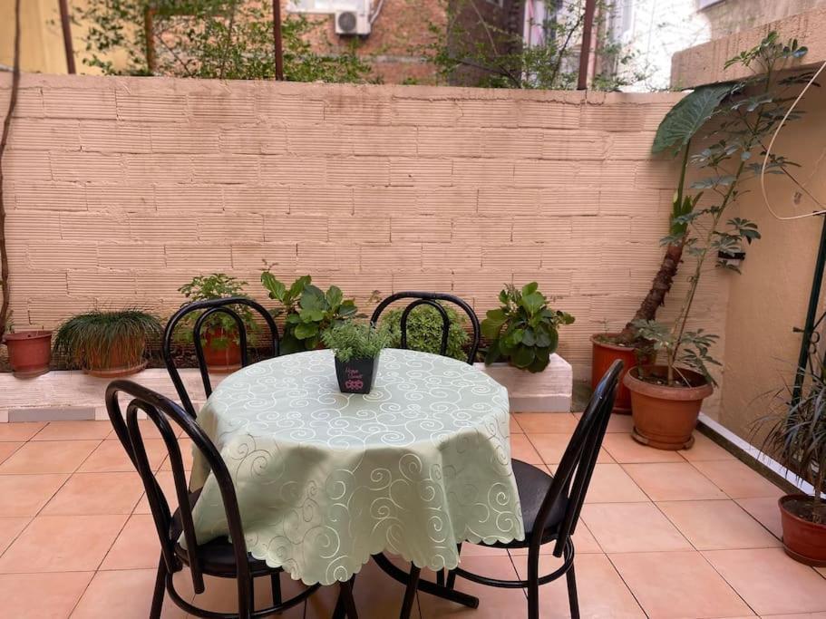 Dani Two Bedroom Home In Center Of Tirana Exteriör bild